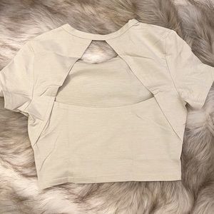 NWT Alphalete Open Back Crop in Vanilla XS